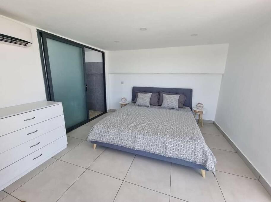 Penthouse Vue Sur Mer 200M2 Pereybere Beach Exterior foto