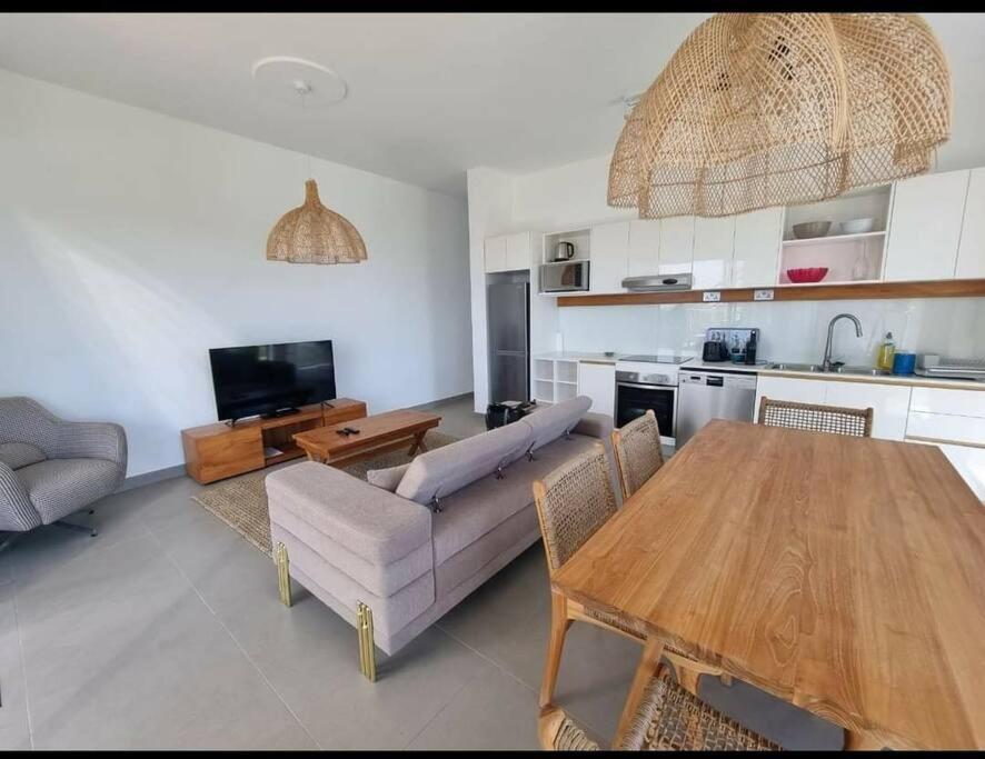 Penthouse Vue Sur Mer 200M2 Pereybere Beach Exterior foto