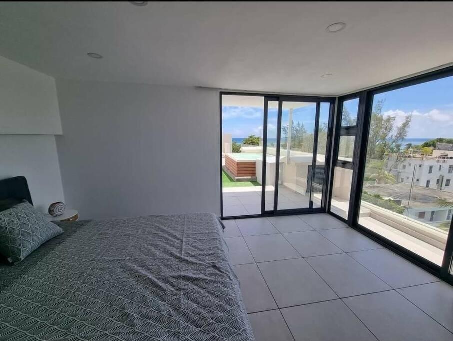Penthouse Vue Sur Mer 200M2 Pereybere Beach Exterior foto